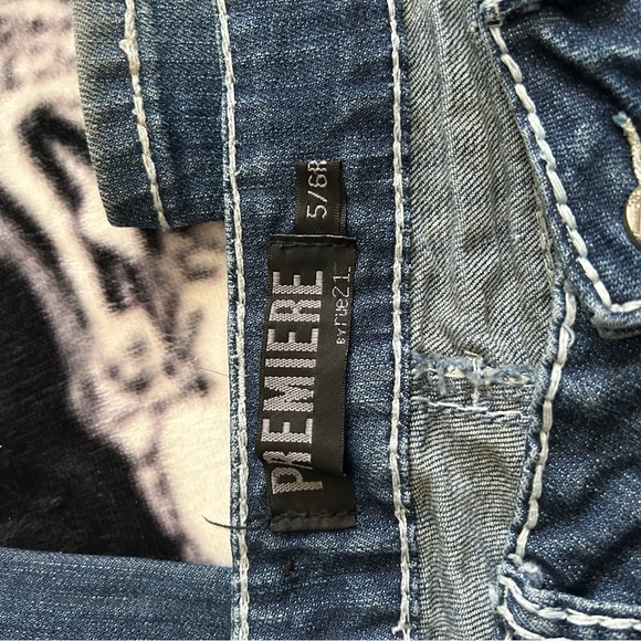 Premier Designs Blue Distressed Flare Jeans - Picture 6 of 6